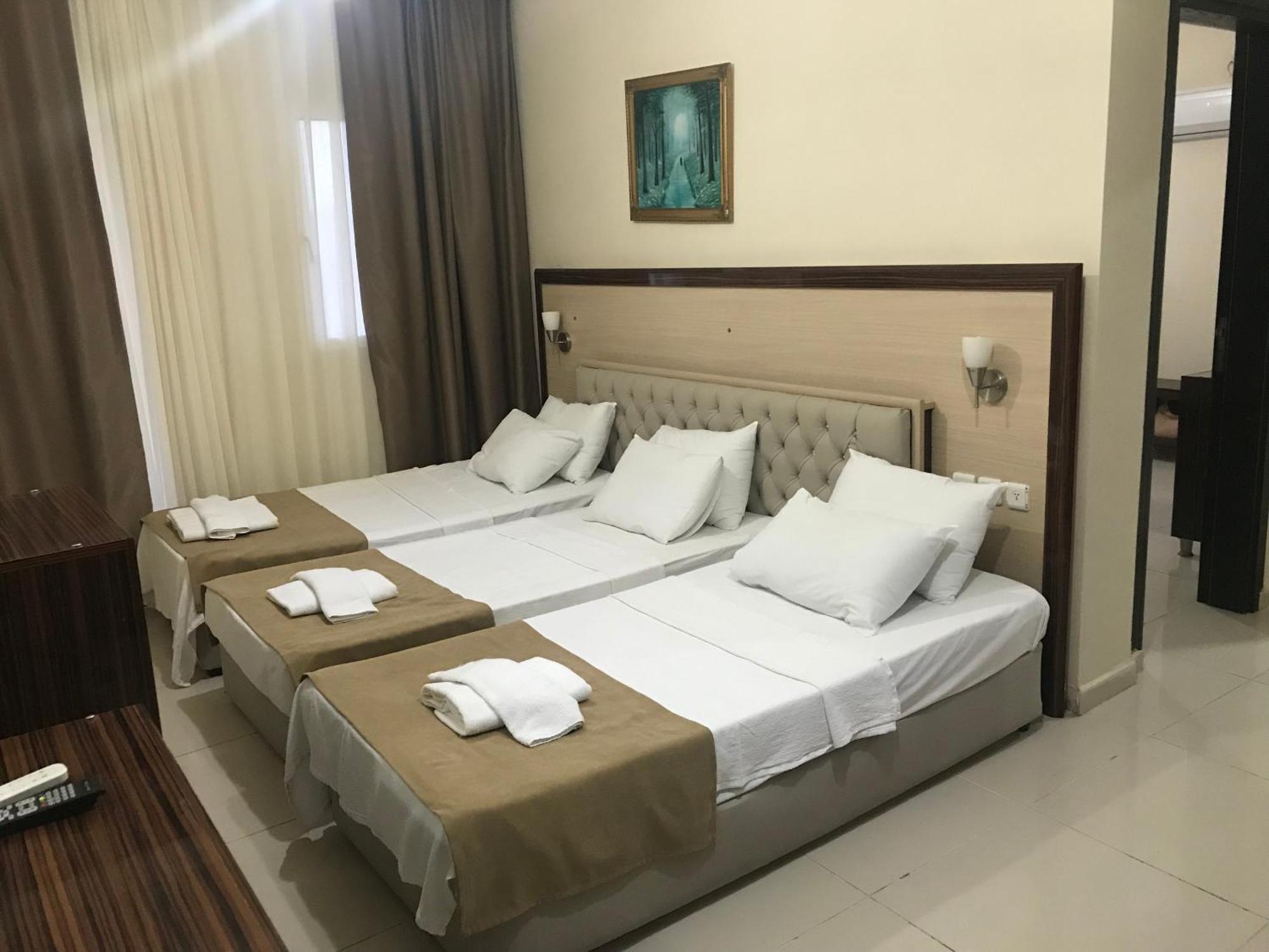 Tuemay Hotel بيتيس الغرفة الصورة